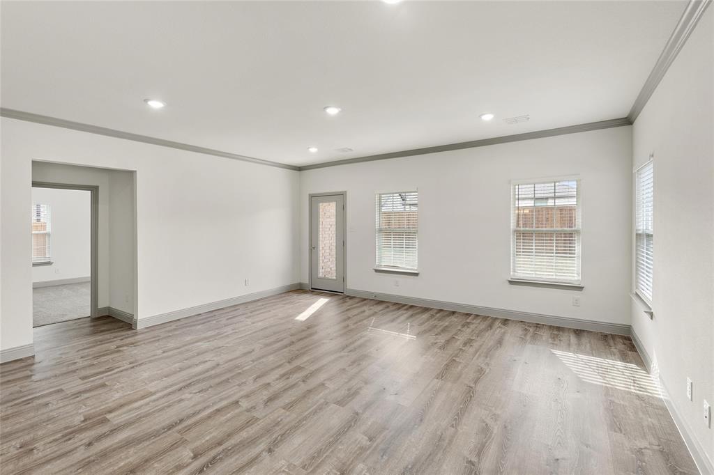 Lakepointe - Residential