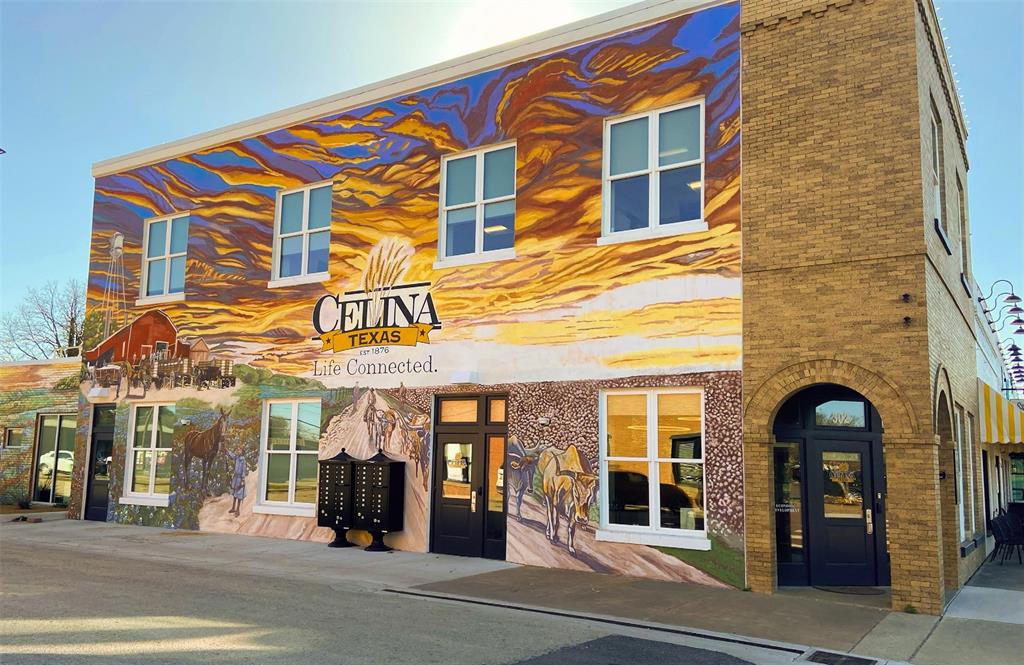 900 Brinn Boulevard