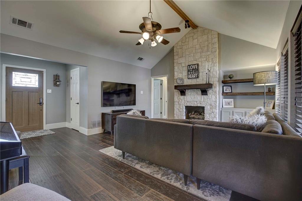 123 Mesquitewood Street