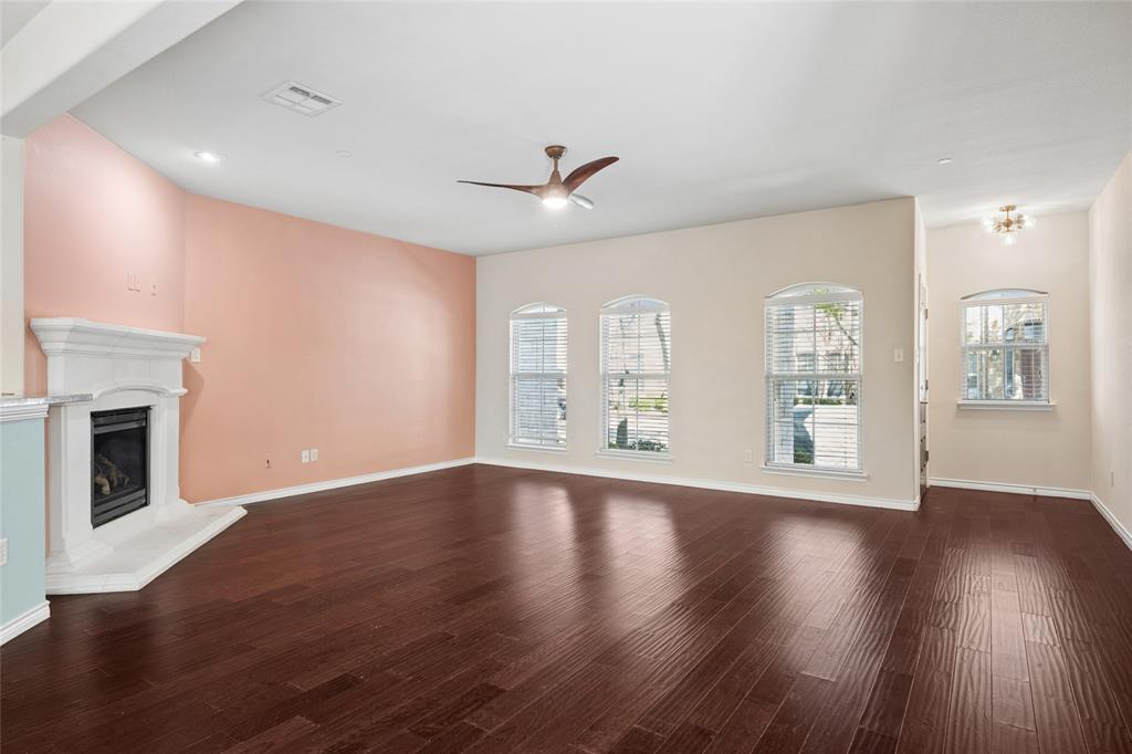 8813 Whitehead Street