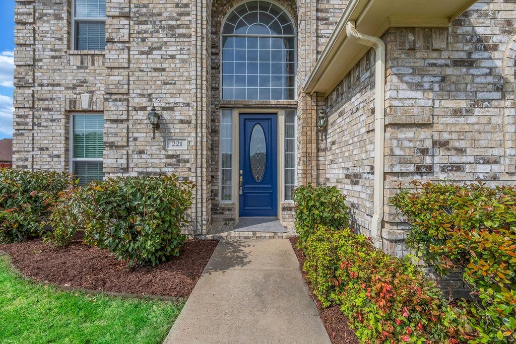 221 Woodlake Drive