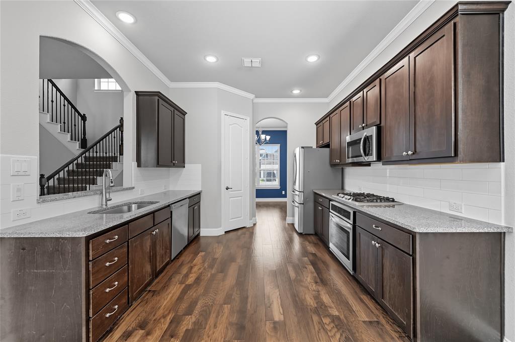 Grand Prairie, Texas 75052, United States, 4 Bedrooms Bedrooms, ,3 BathroomsBathrooms,Residential,Active,211675