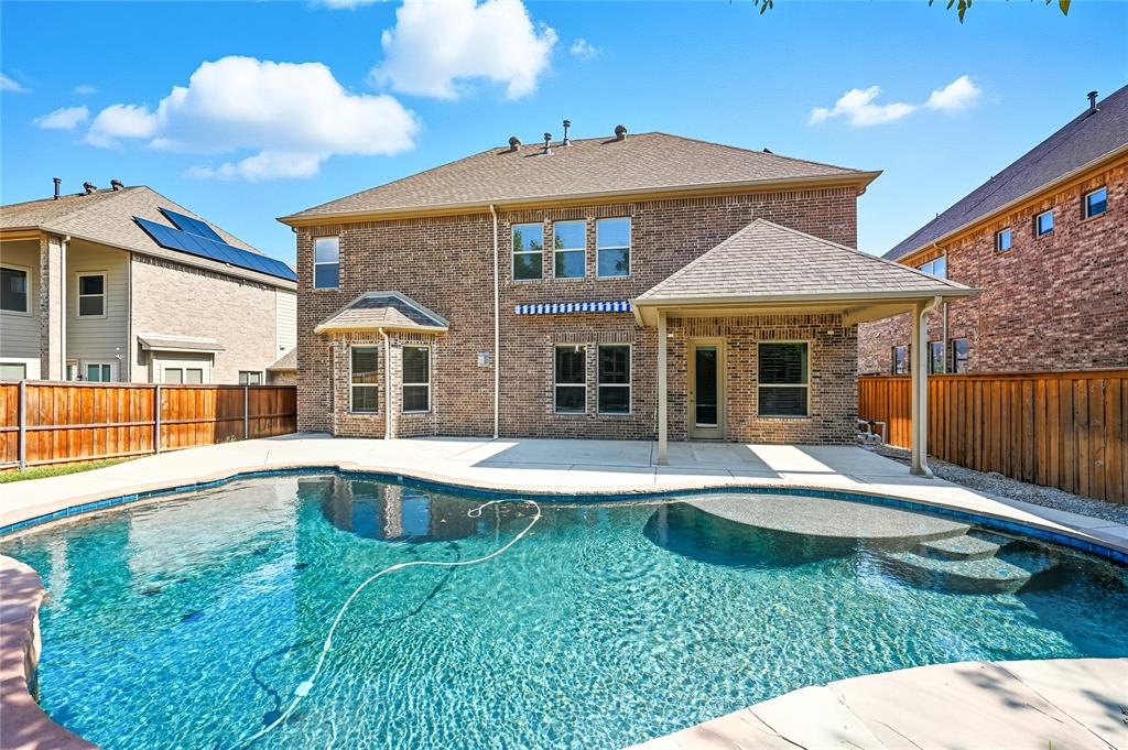 Grand Prairie, Texas 75052, United States, 4 Bedrooms Bedrooms, ,3 BathroomsBathrooms,Residential,Active,211675