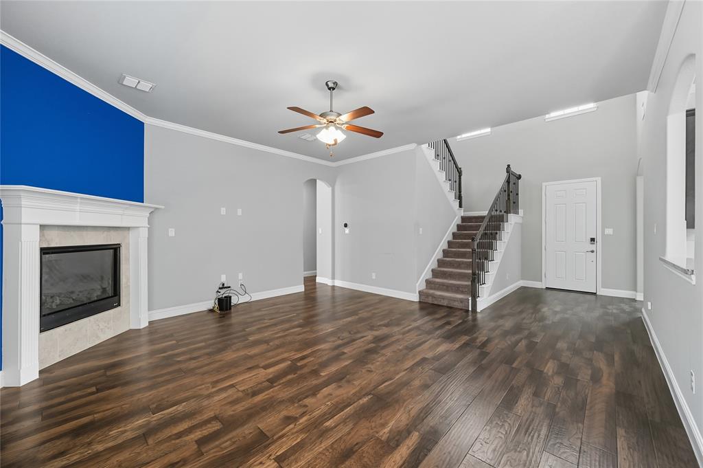 Grand Prairie, Texas 75052, United States, 4 Bedrooms Bedrooms, ,3 BathroomsBathrooms,Residential,Active,211675