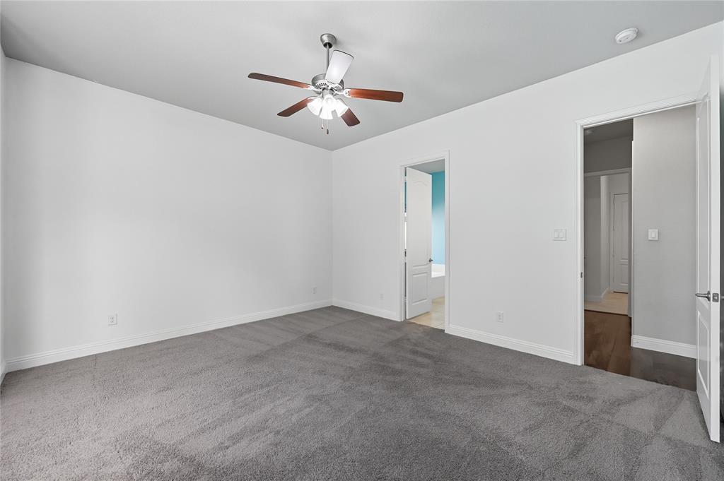 Grand Prairie, Texas 75052, United States, 4 Bedrooms Bedrooms, ,3 BathroomsBathrooms,Residential,Active,211675