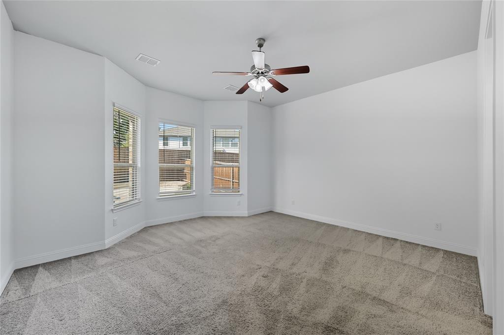 Grand Prairie, Texas 75052, United States, 4 Bedrooms Bedrooms, ,3 BathroomsBathrooms,Residential,Active,211675