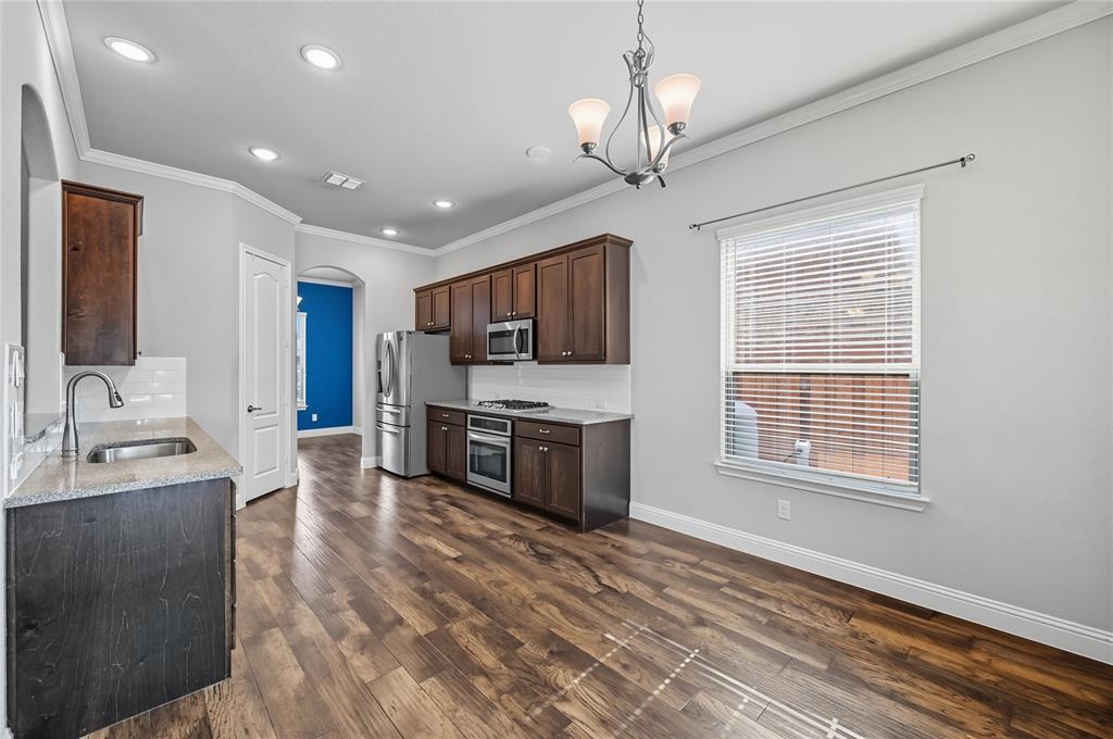 Grand Prairie, Texas 75052, United States, 4 Bedrooms Bedrooms, ,3 BathroomsBathrooms,Residential,Active,211675