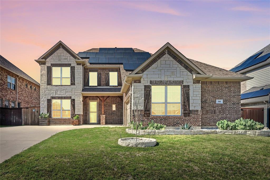 Grand Prairie, Texas 75052, United States, 4 Bedrooms Bedrooms, ,3 BathroomsBathrooms,Residential,Active,211675