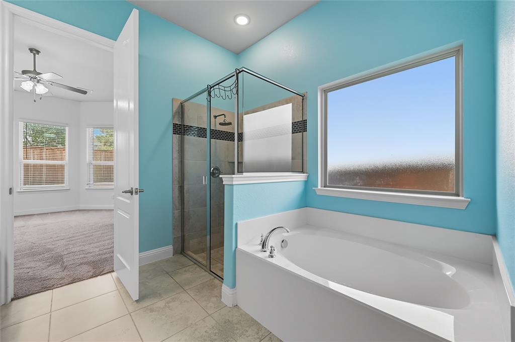 Grand Prairie, Texas 75052, United States, 4 Bedrooms Bedrooms, ,3 BathroomsBathrooms,Residential,Active,211675