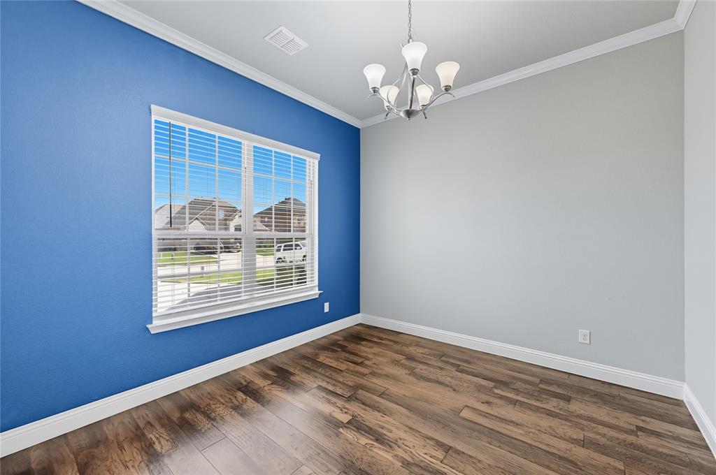 Grand Prairie, Texas 75052, United States, 4 Bedrooms Bedrooms, ,3 BathroomsBathrooms,Residential,Active,211675