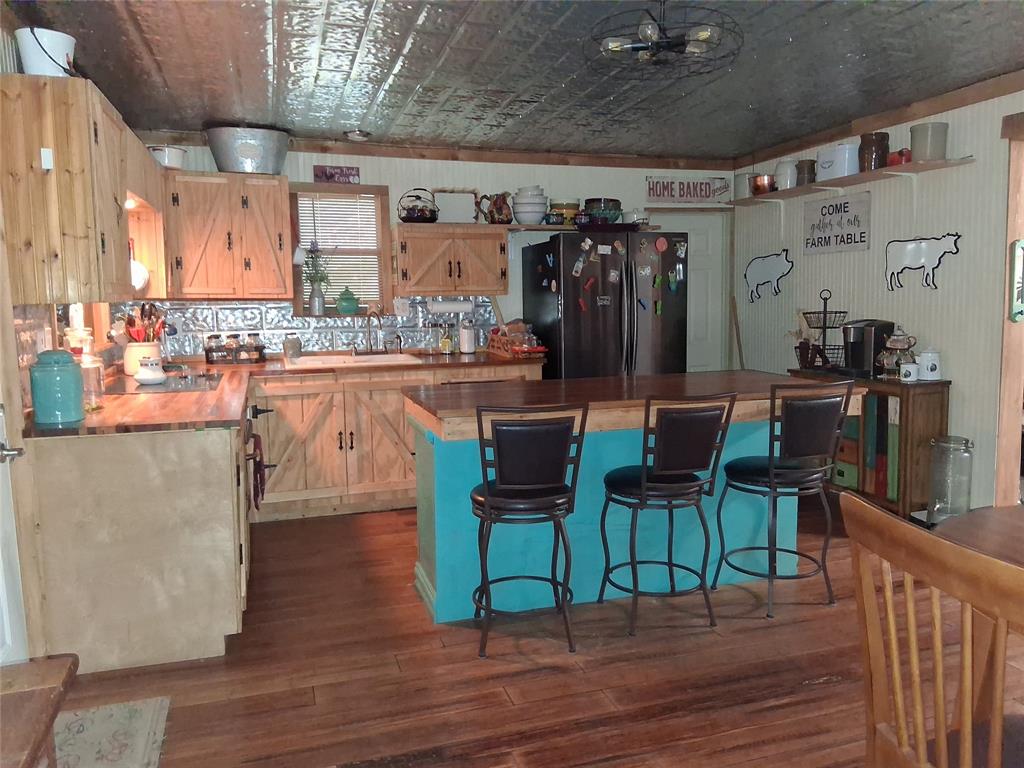 5537 Cedar Oaks Road