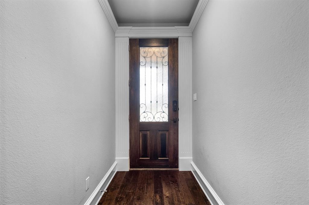 8124 Vine Wood Drive