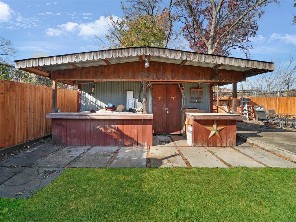 Bluebonnet Lawn - Residential