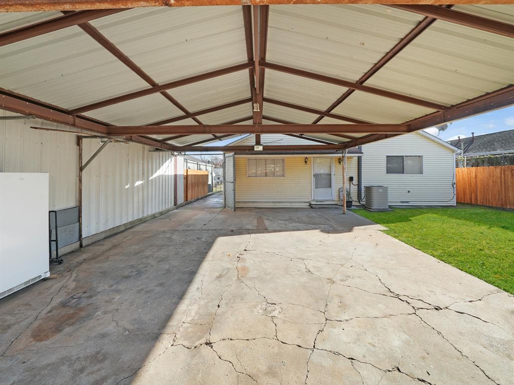 Bluebonnet Lawn - Residential