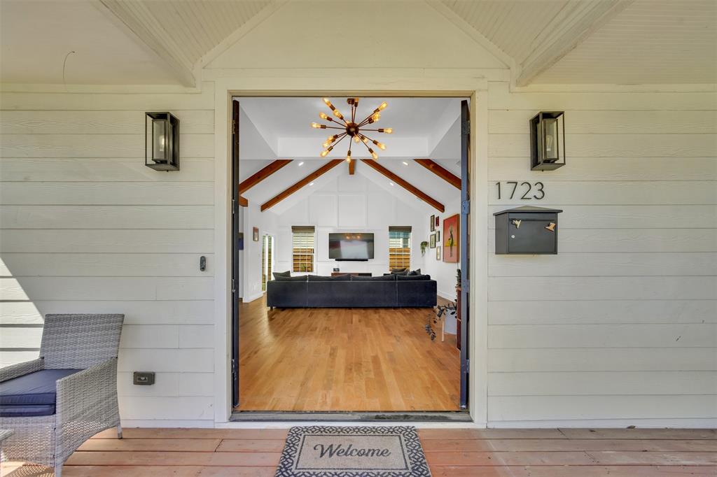 1723 N Edgefield Avenue