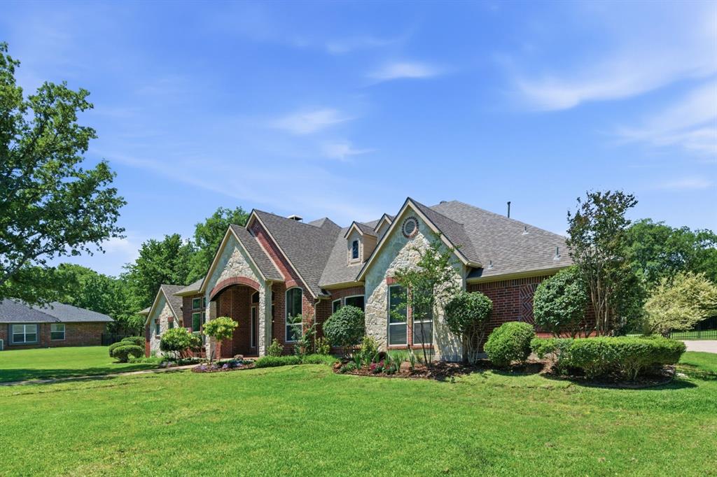 122 W Carruth Lane