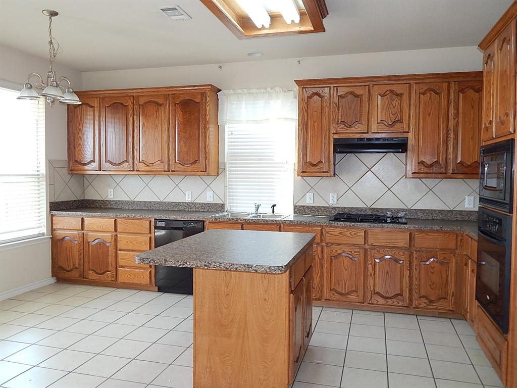 1423 Red Wolf Drive