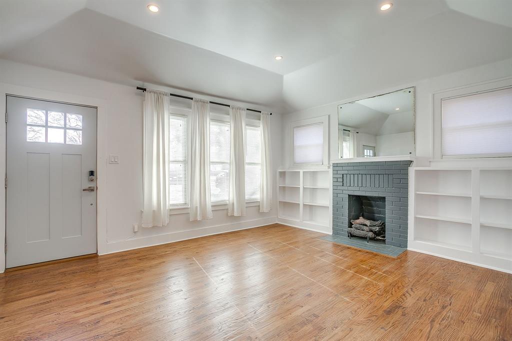 Chamberlain Arlington Heights 1st - Residential