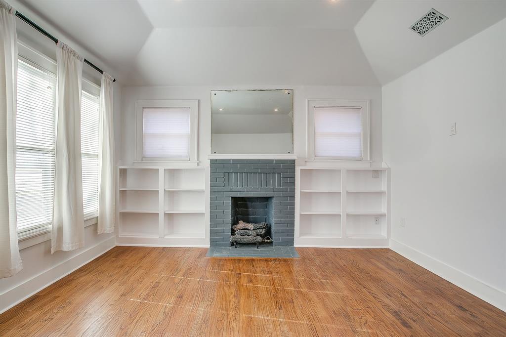 Chamberlain Arlington Heights 1st - Residential