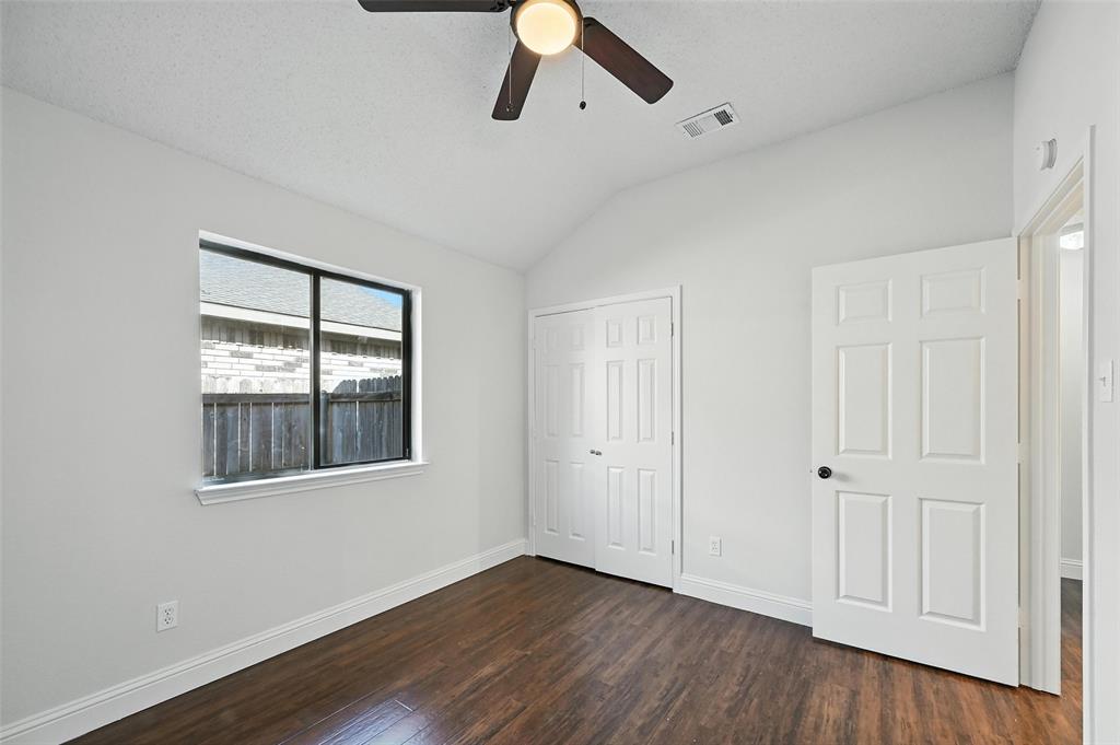 Flower Hill 06 - Residential