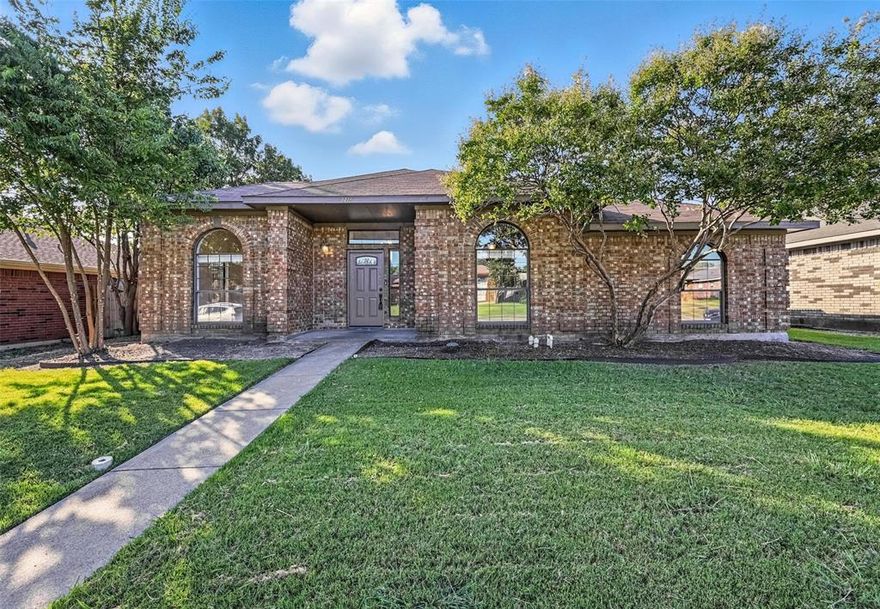 Sparkling pool and 4 minutes from George Bush! Rowlett is a nature lover's paradise. The massive Rowlett Creek Nature Preserve is 6 minutes away! Enjoy popular retail and restaurants nearby. This location is perfect. Once inside the home, you're greeted with tall ceilings in the living room and a glimpse of the sparkling pool in the backyard. The kitchen and dining room is to the left and the bedrooms are to the right. The master bedroom is complete with an ensuite bath and separate vanities and closets. For those that need extra space, the garage was converted to its own suite with full bath. The backyard has a deck for lounging that overlooks the pool. A nice side yard is perfect for grilling or pets. Seller is motivated so bring all offers! Any furniture shown is for illustrative purposes only and not included. Please note the photos were taken prior to minor renovations. We are in the process of taking new photos. Any furniture show is for illustrative purposes only and not included. We don't post on facebook so if you see it there, it is a scam.