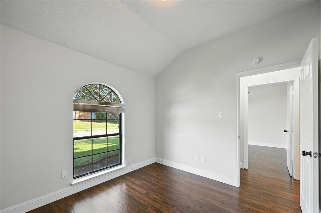 Flower Hill 06 - Residential