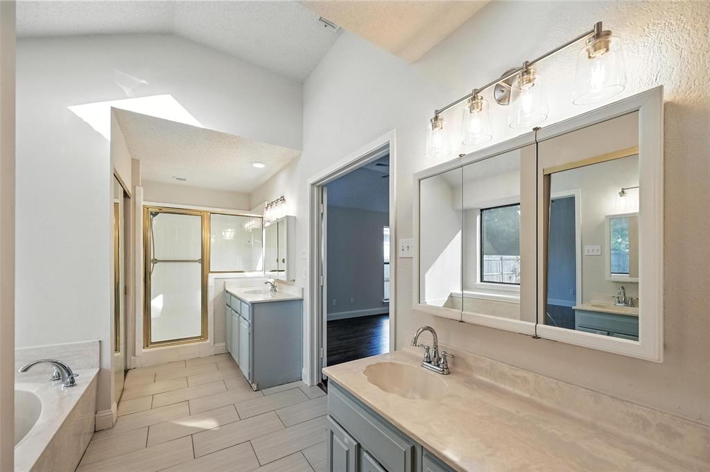 Flower Hill 06 - Residential