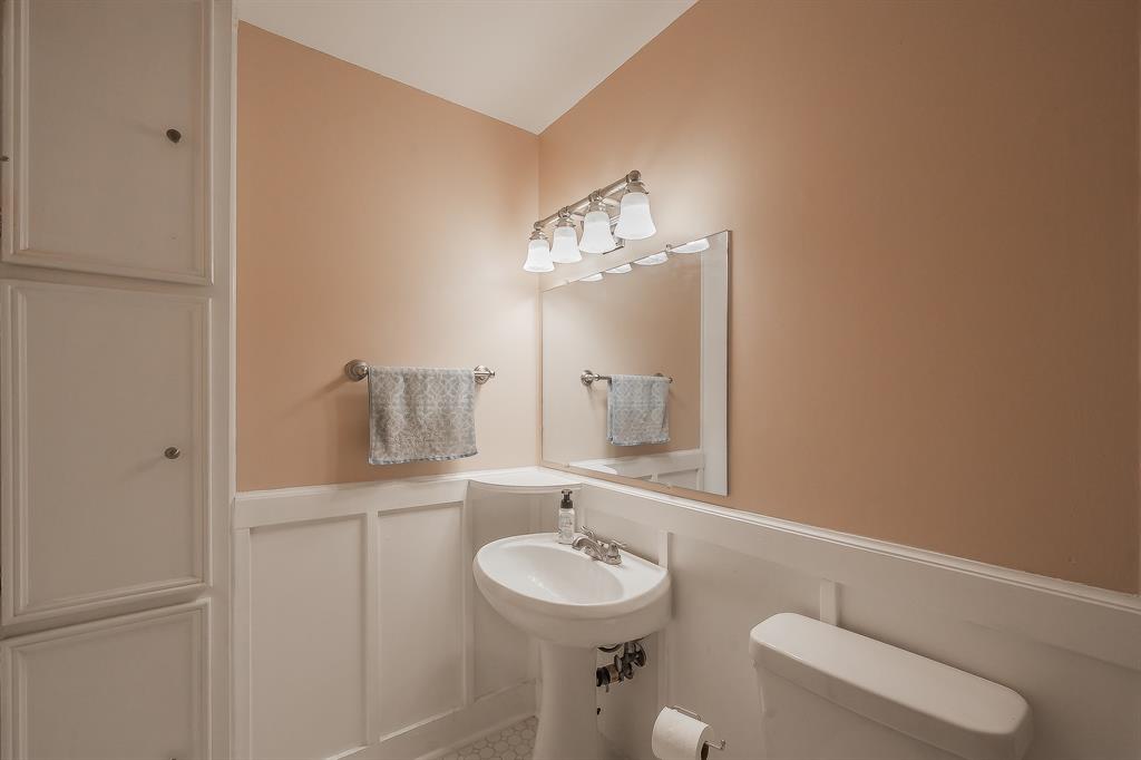 Park Royal Condos - Residential