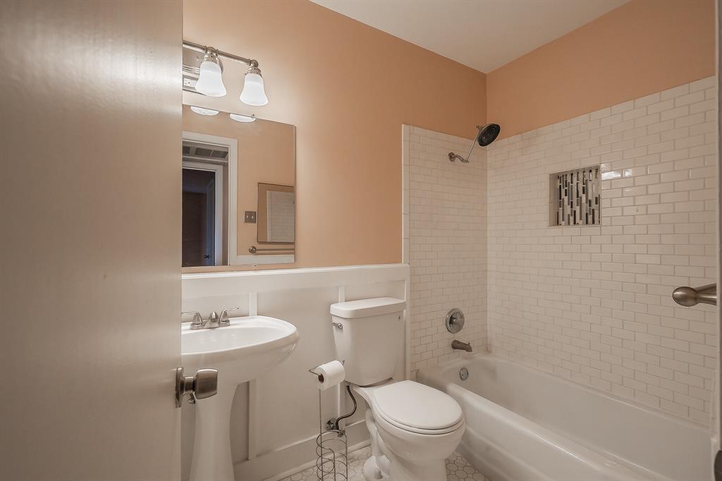 Park Royal Condos - Residential