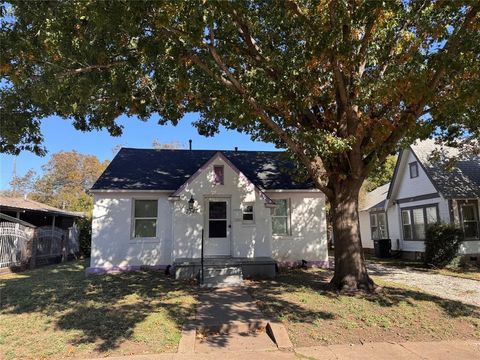 2547 Sharon Street Dallas TX 75211