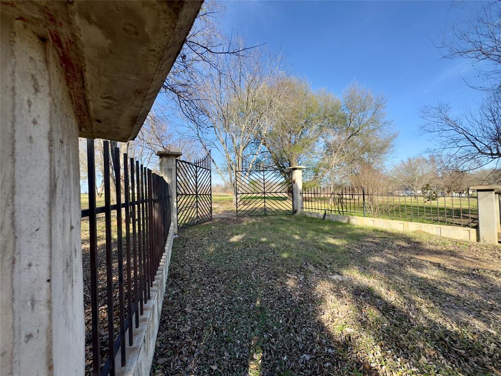 Spring Vly Acres - Residential