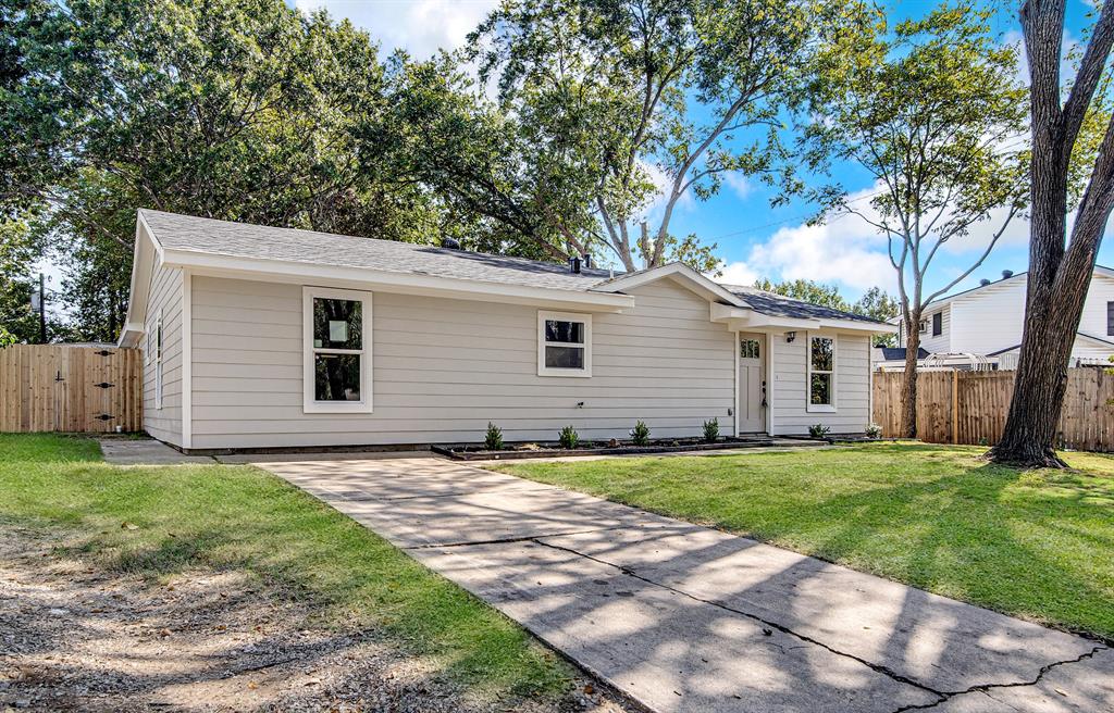 802 Tarrant Drive