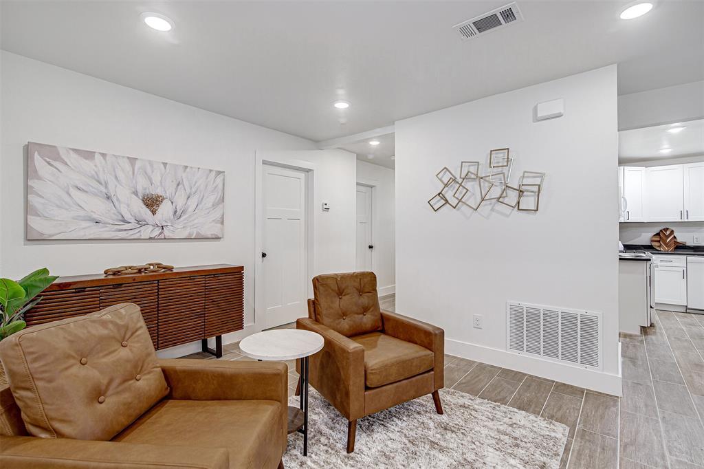 802 Tarrant Drive