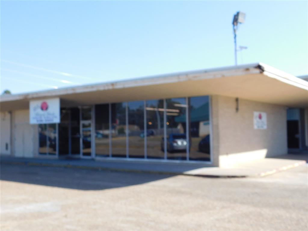 Lakeshore Heights - Commercial Lease