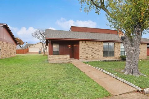 A home in Glenn Heights