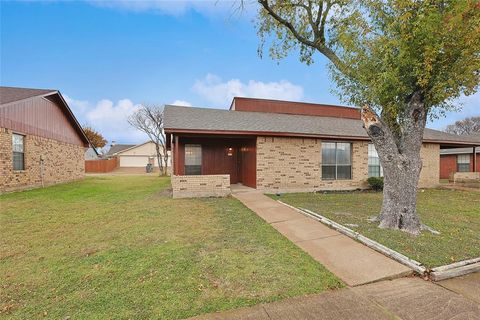 A home in Glenn Heights