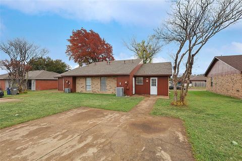 A home in Glenn Heights