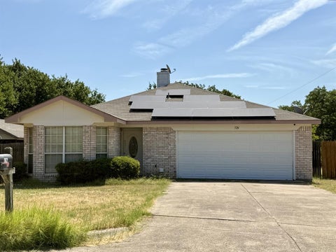 Photo of 326 King Arthur Drive, Weatherford, TX 76086 (MLS # 21387779)