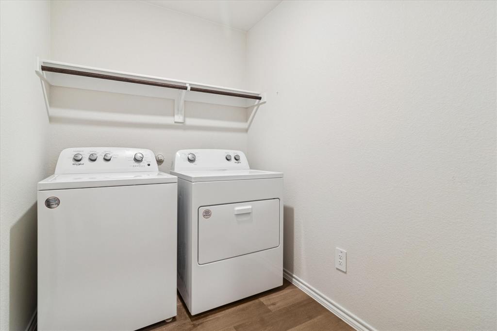 Enclave Pecan Creek Ph III - Residential Lease