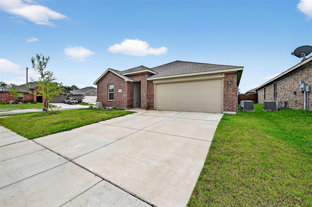 2806 Peony Drive