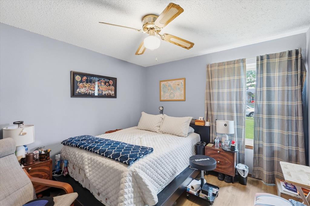 Bell Manor West - Residential