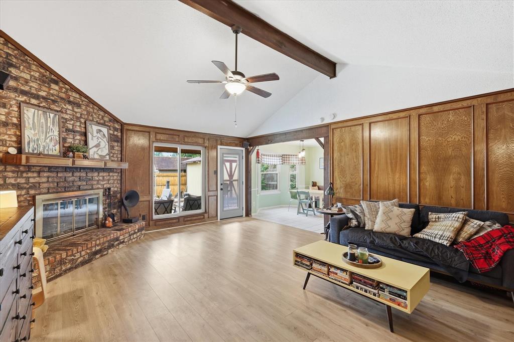 Bell Manor West - Residential