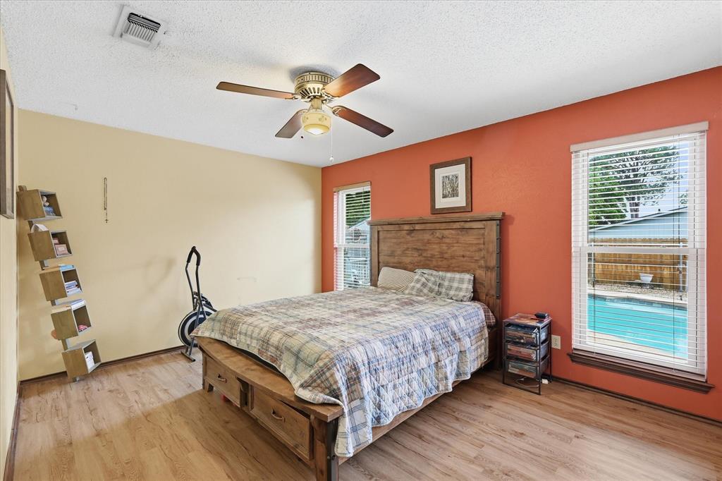 Bell Manor West - Residential