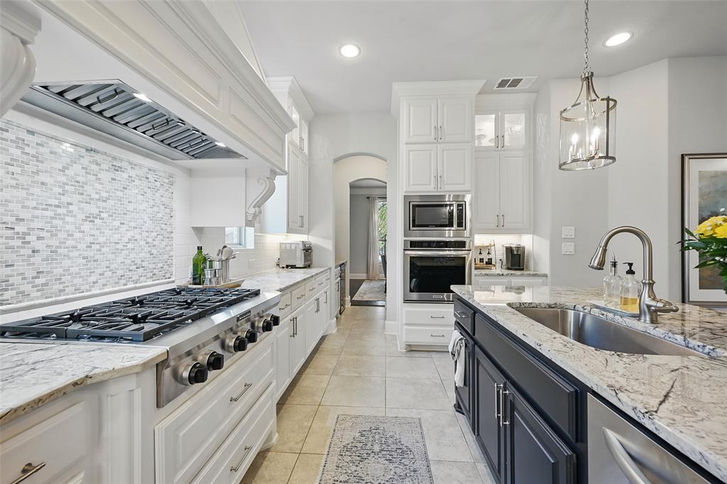1225 Damsel Grey Trail