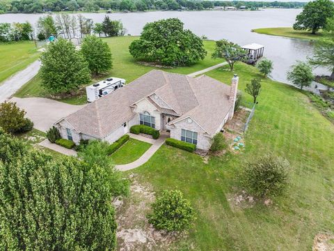 7410 Westview Drive Bonham TX 75418