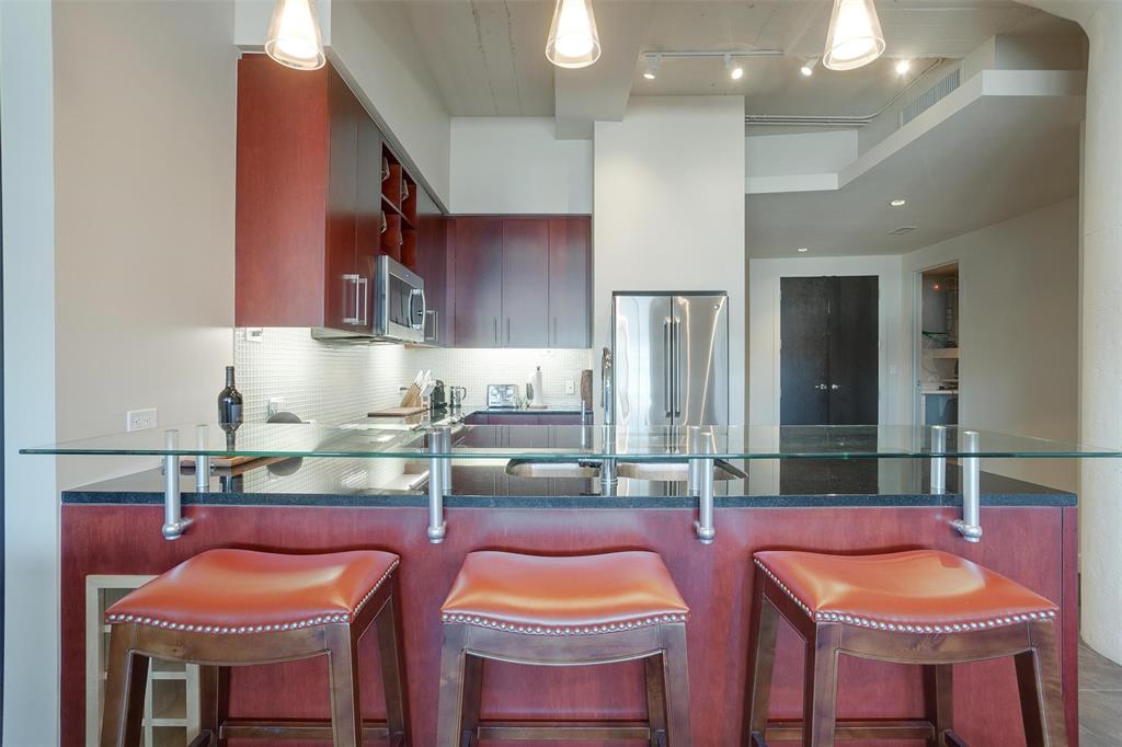 One Montgomery Plaza Residence Condo - Residential