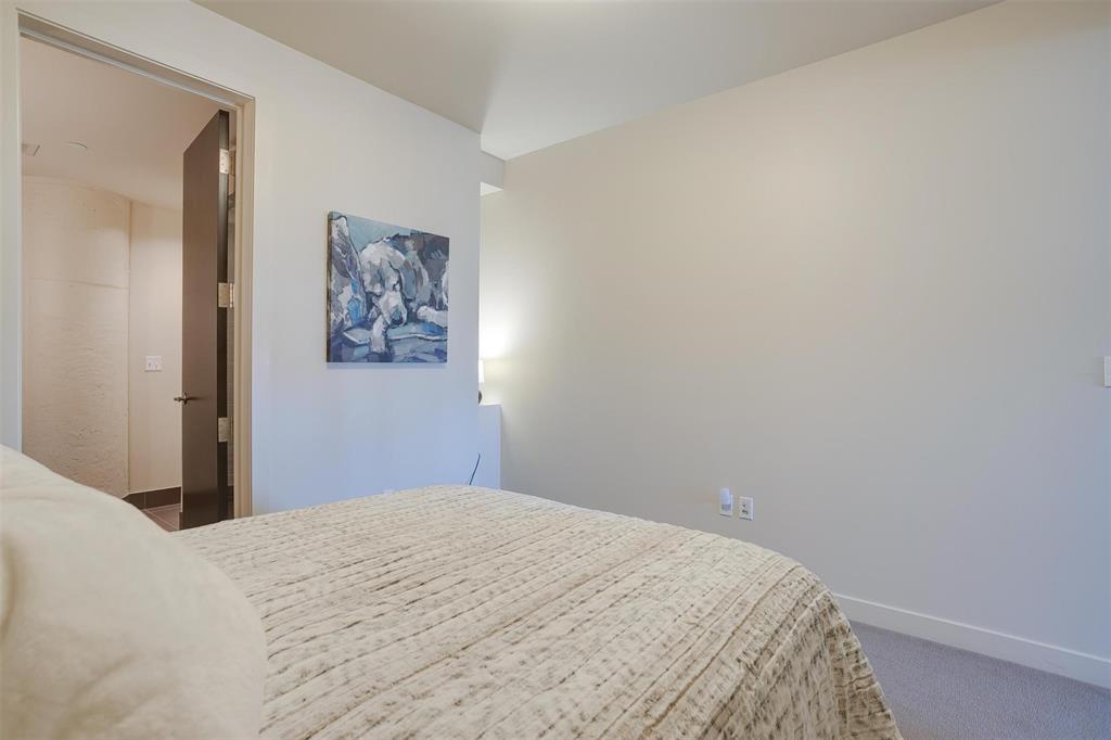 One Montgomery Plaza Residence Condo - Residential