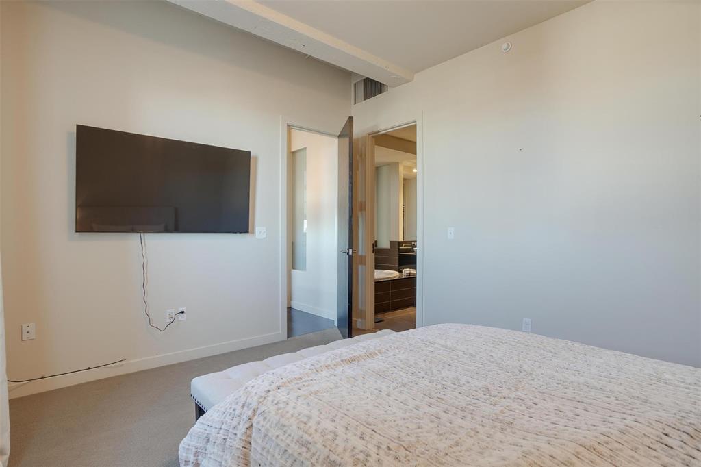 One Montgomery Plaza Residence Condo - Residential