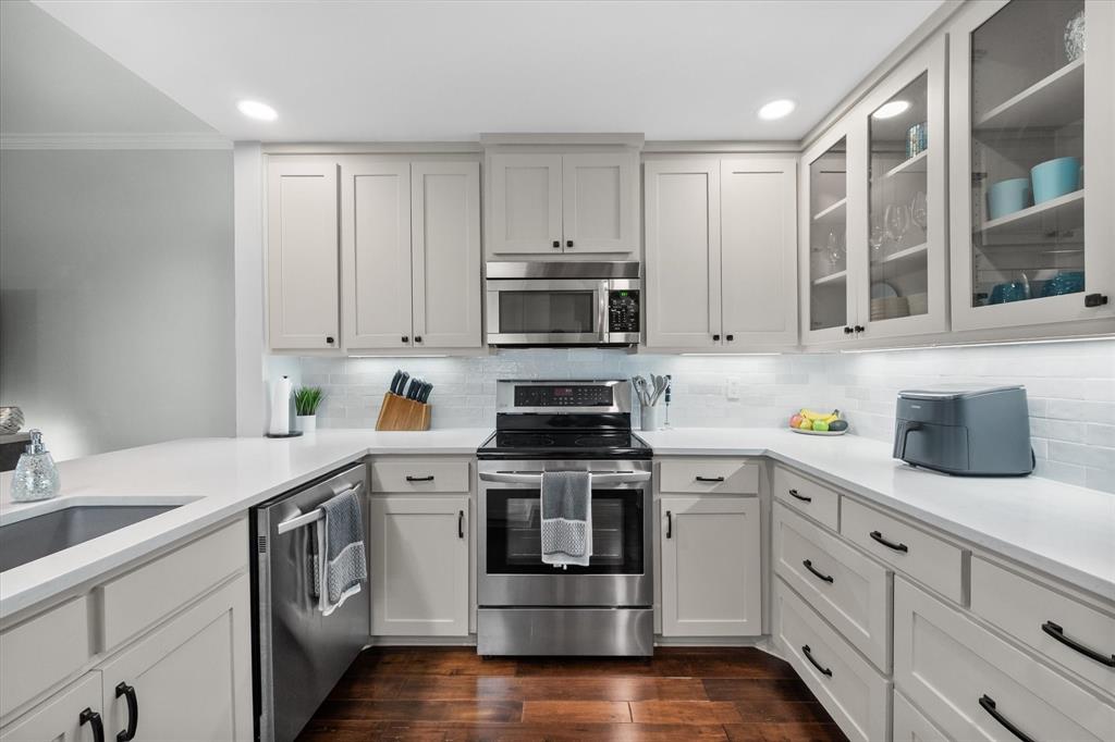 Reflection Bay Condo On Lake Arl - Residential