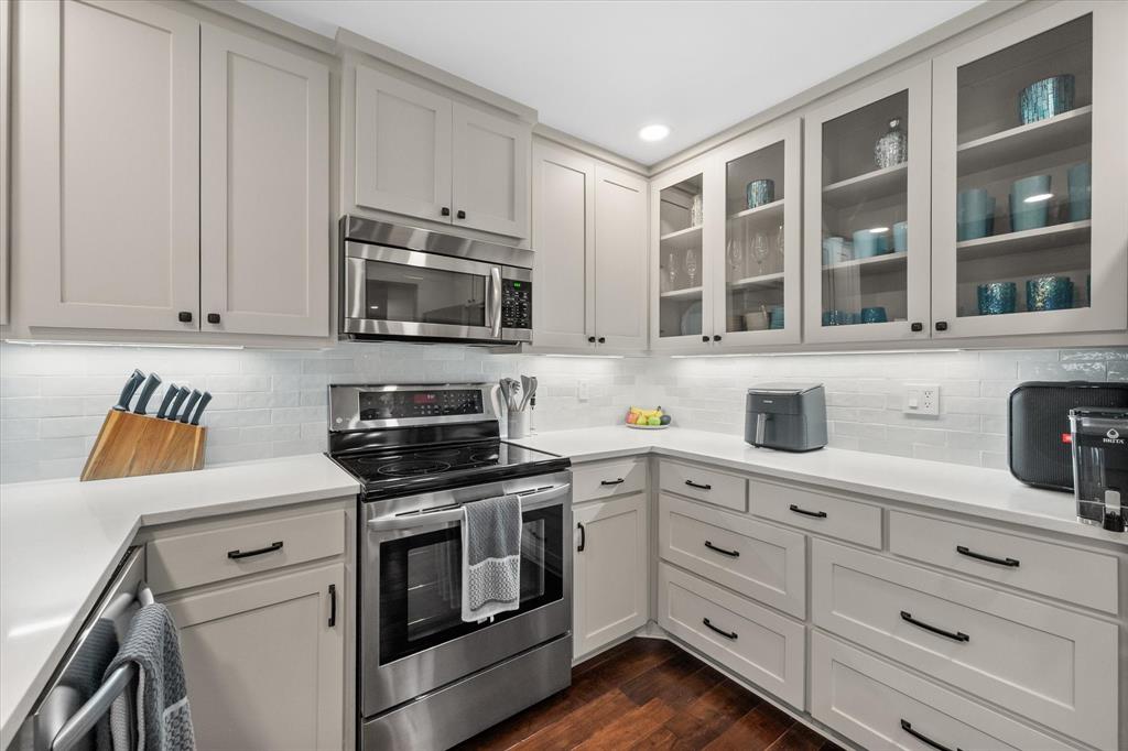 2106 Reflection Bay Drive